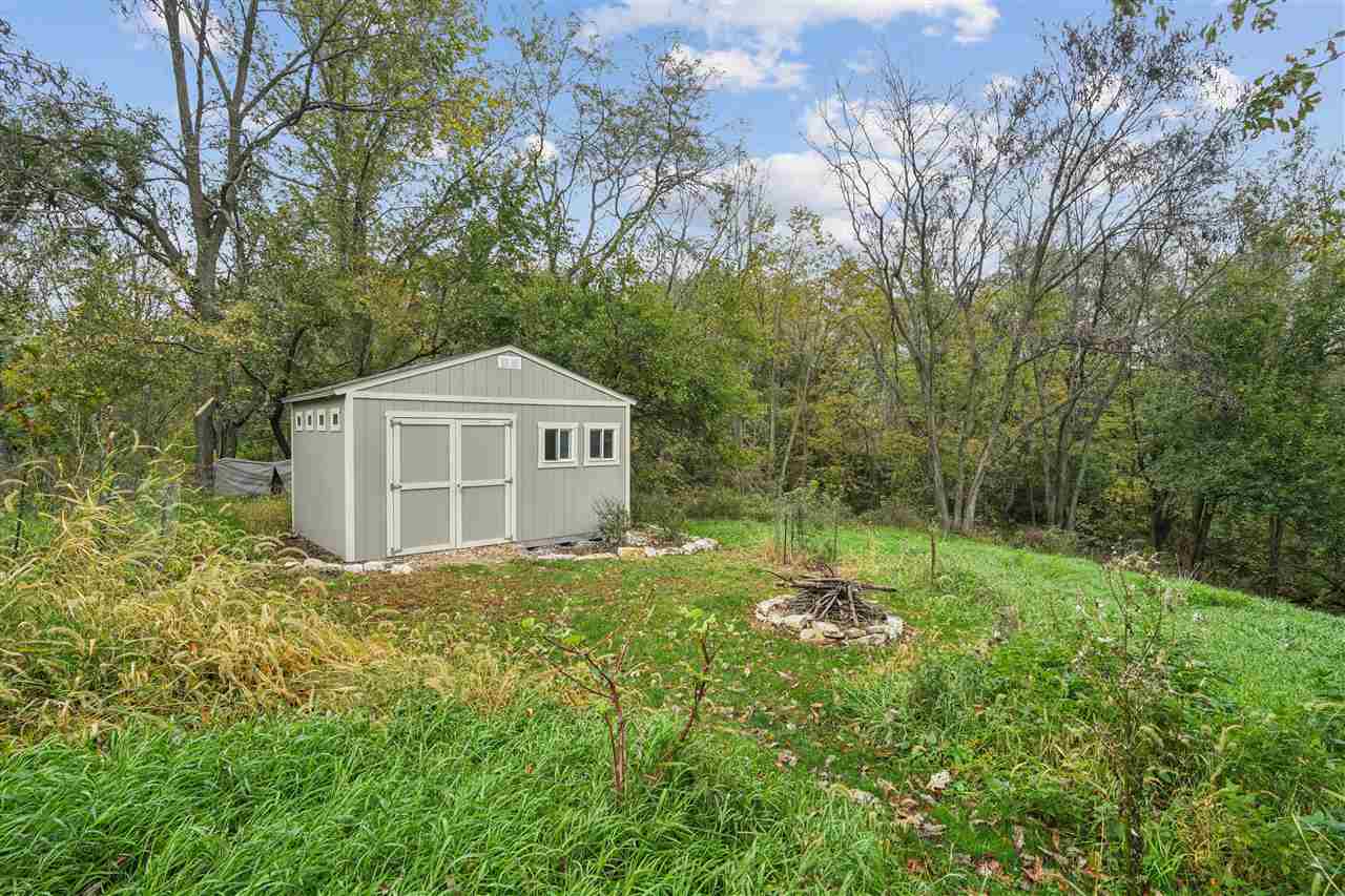 17 Briar Ridge Drive NE Iowa City IA 52240