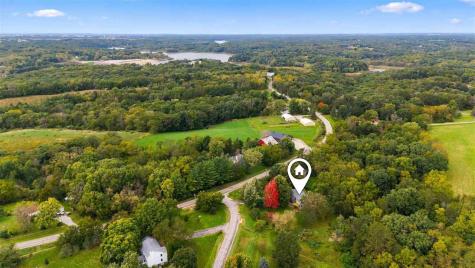 17 Briar Ridge Drive NE Iowa City IA 52240