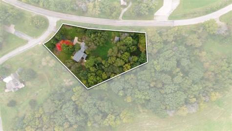 17 Briar Ridge Drive NE Iowa City IA 52240