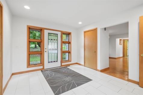 17 Briar Ridge Drive NE Iowa City IA 52240