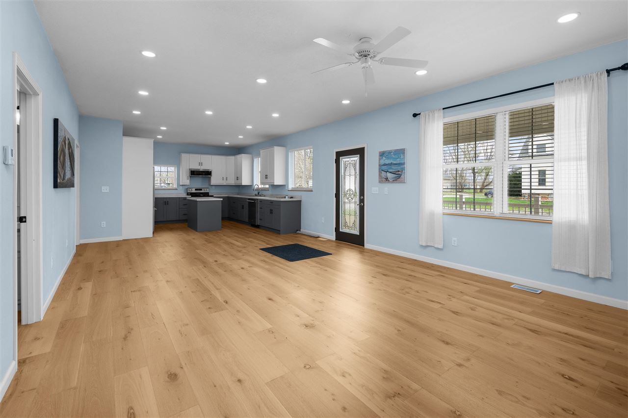 317 S Walnut Street Wilton IA 52778