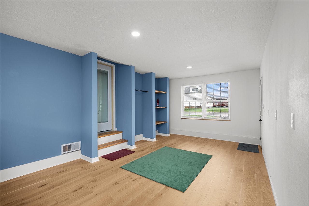 317 S Walnut Street Wilton IA 52778