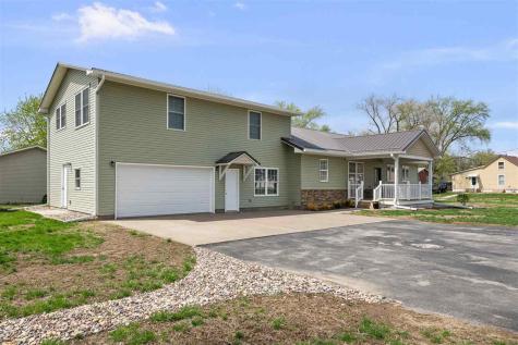 317 S Walnut Street Wilton IA 52778