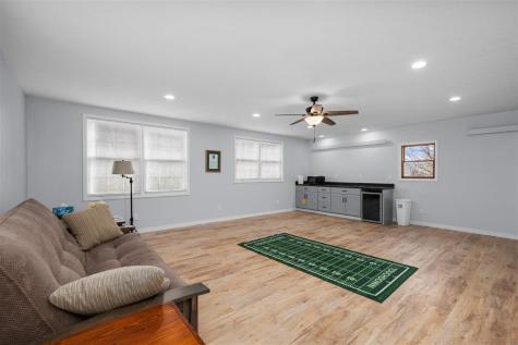 317 S Walnut Street Wilton IA 52778