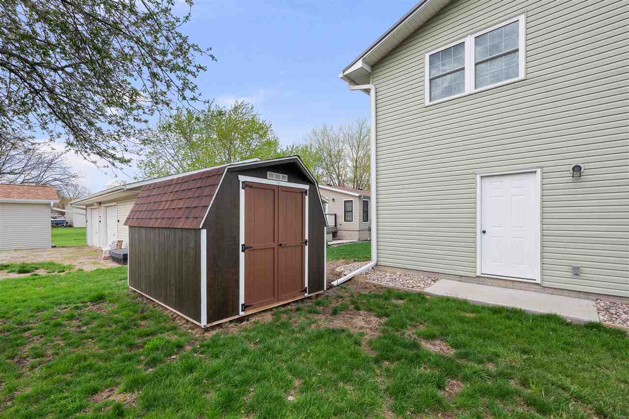 317 S Walnut Street Wilton IA 52778