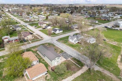317 S Walnut Street Wilton IA 52778