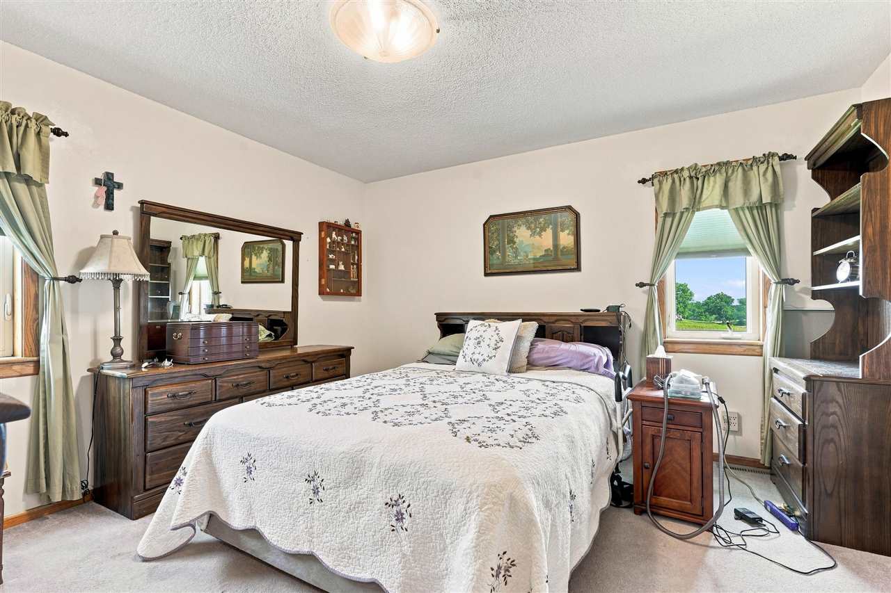 1660 200th Street West Chester IA 52359