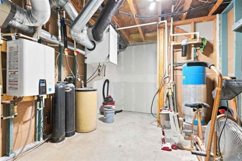 1660 200th Street West Chester IA 52359