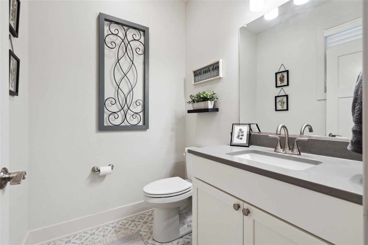 6121 NE Sherman Drive Ankeny IA 50021