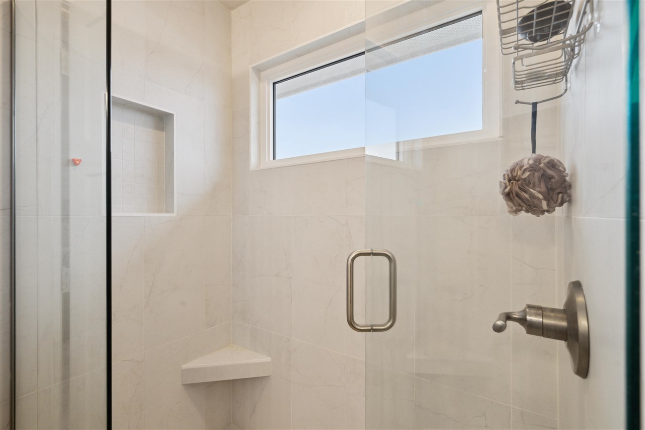 6121 NE Sherman Drive Ankeny IA 50021