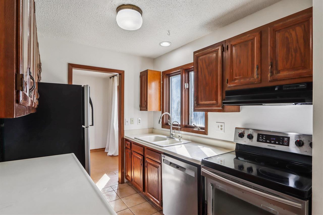 1726 12th Avenue Coralville IA 52241