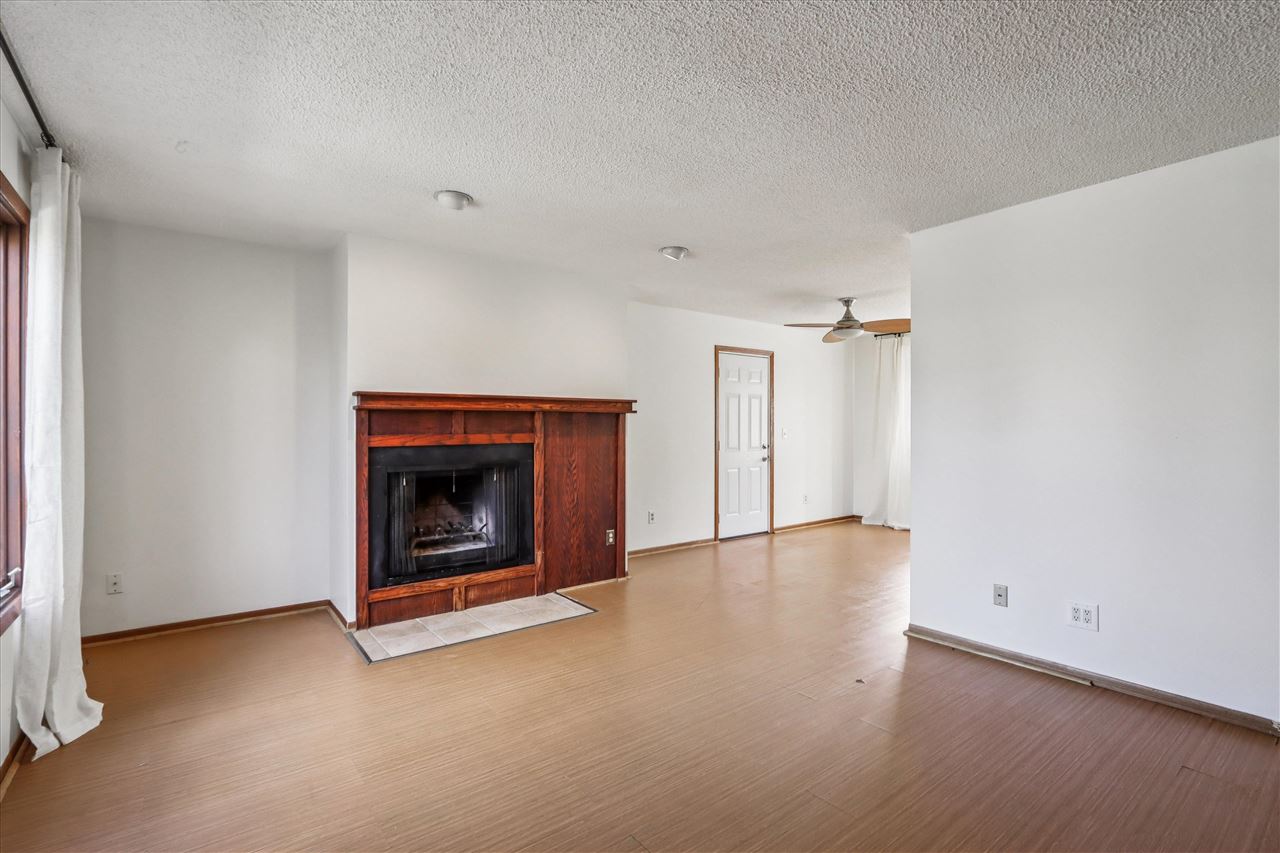 1726 12th Avenue Coralville IA 52241