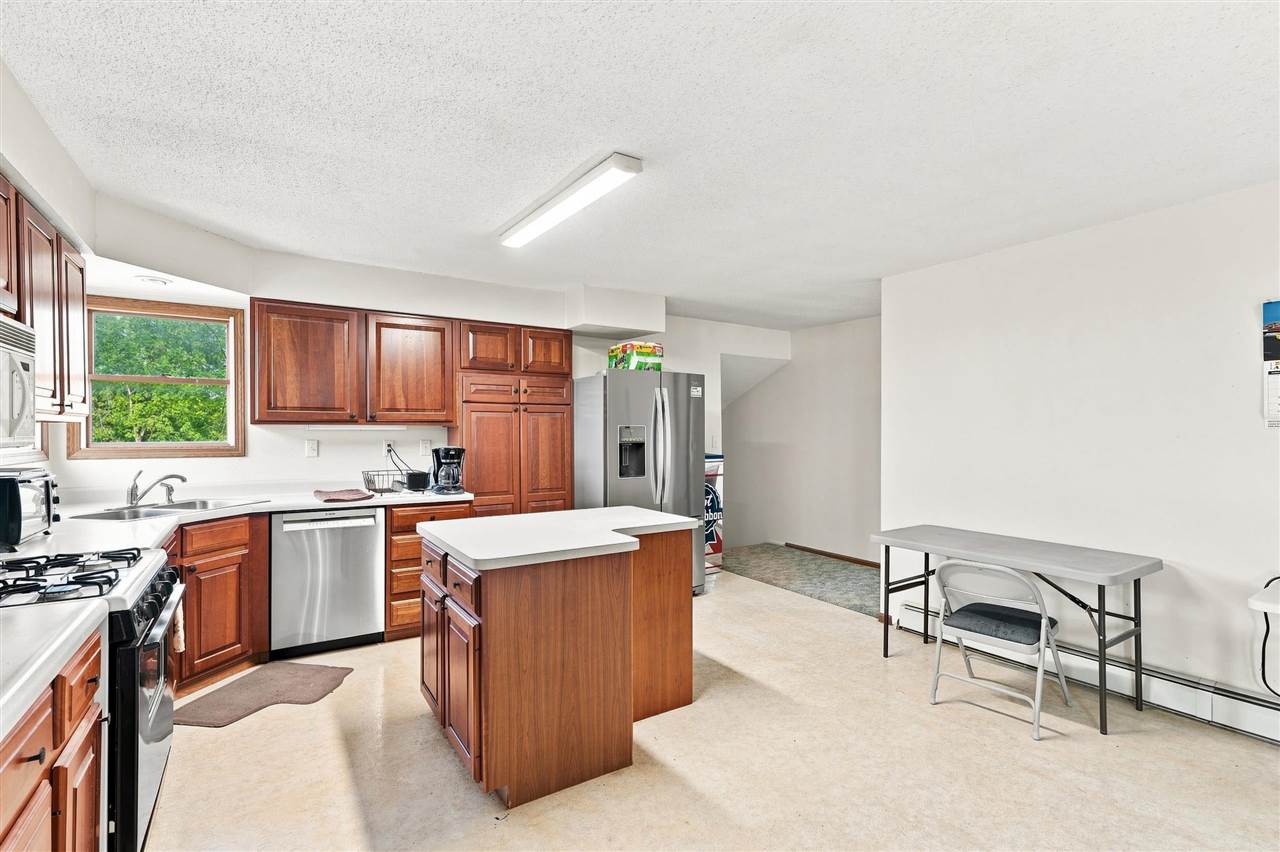 2960 160th Street Riverside IA 52327