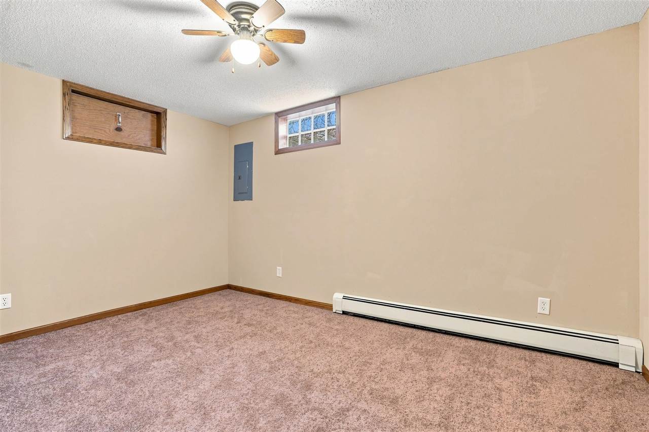 2960 160th Street Riverside IA 52327