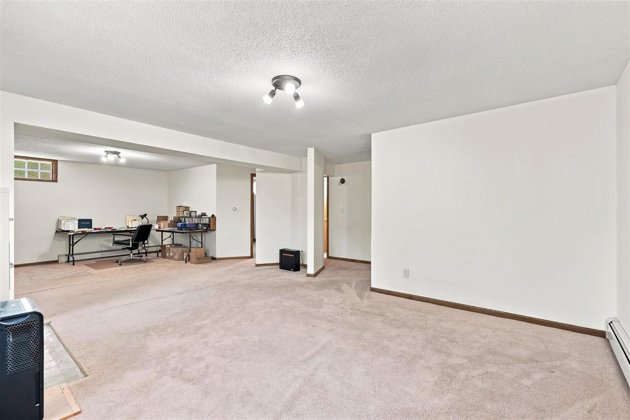 2960 160th Street Riverside IA 52327