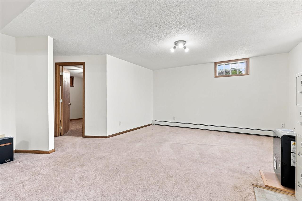 2960 160th Street Riverside IA 52327