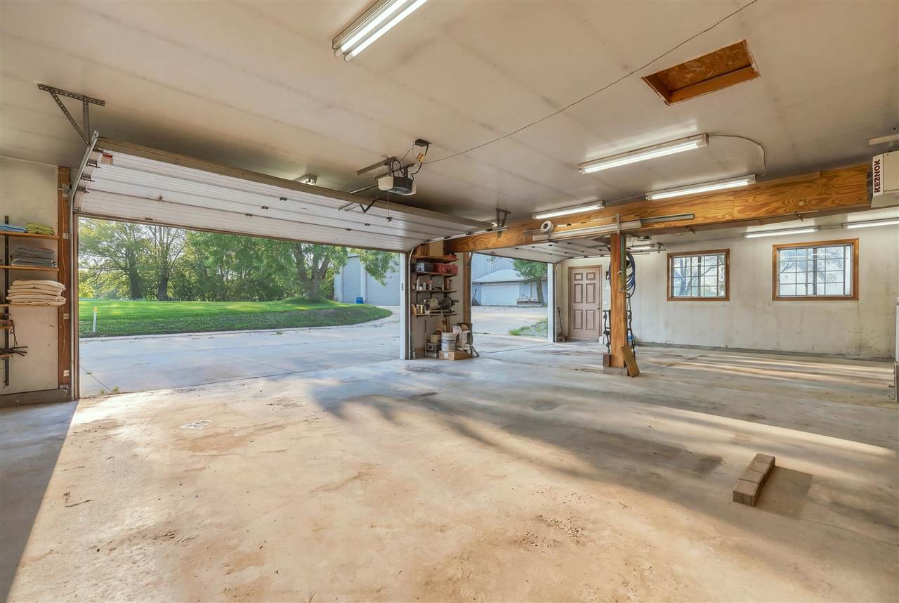 2960 160th Street Riverside IA 52327