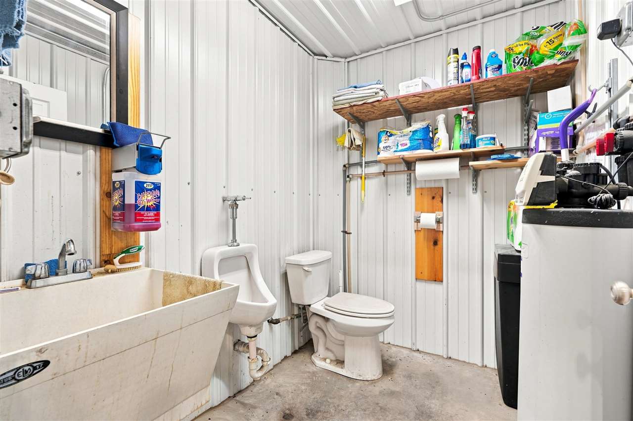 2960 160th Street Riverside IA 52327