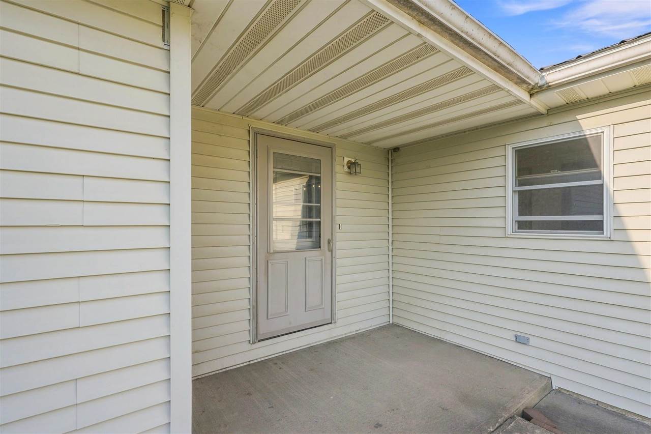 2960 160th Street Riverside IA 52327