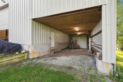 2960 160th Street Riverside IA 52327