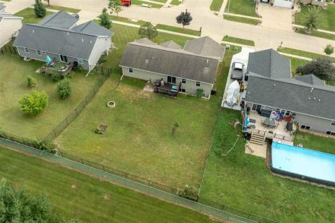 2520 Shaman Avenue Cedar Rapids IA 52404