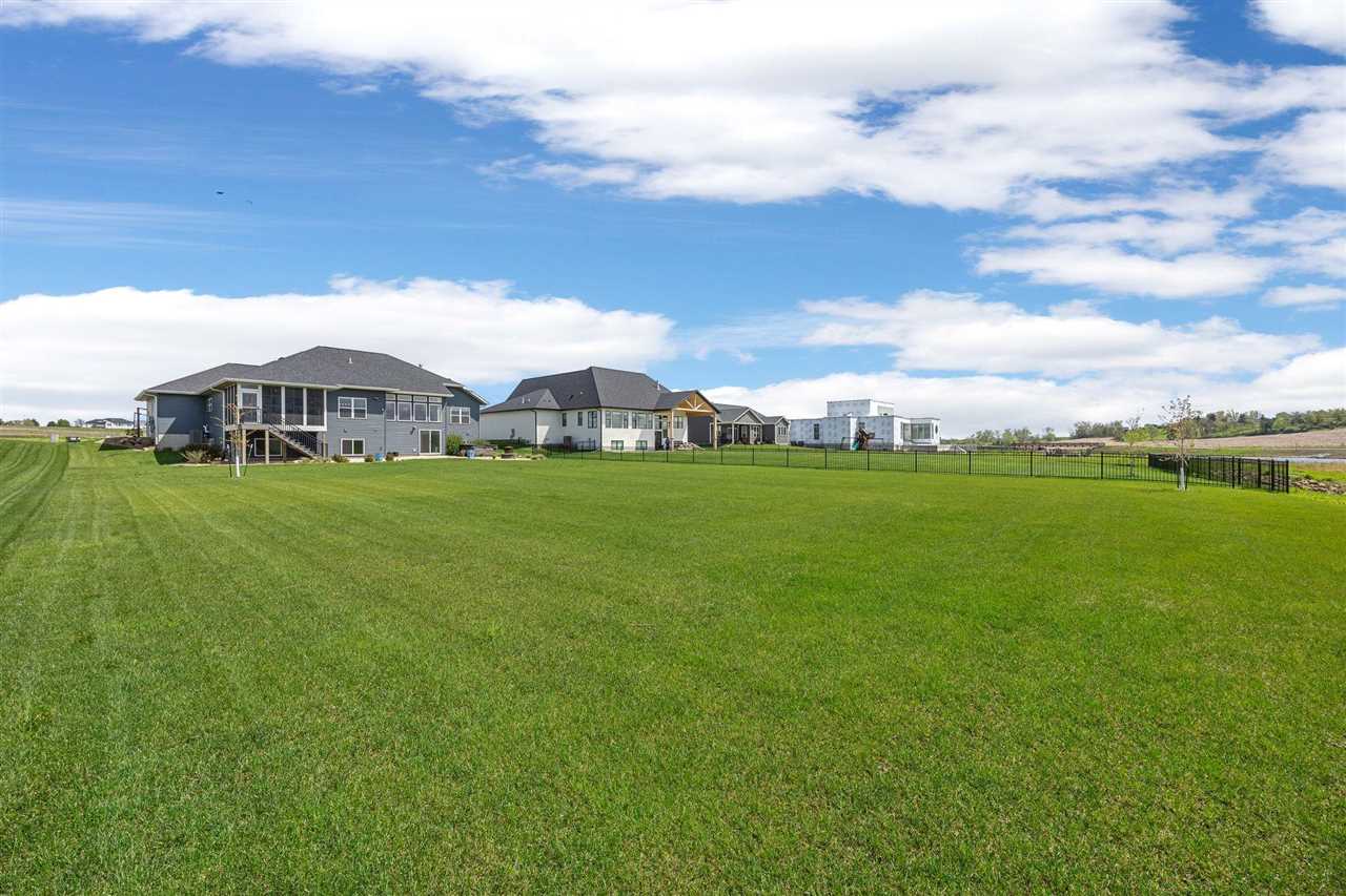 1601 Heartland Street Fairfax IA 52228