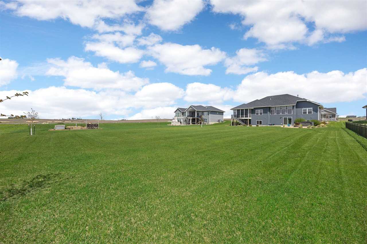 1601 Heartland Street Fairfax IA 52228