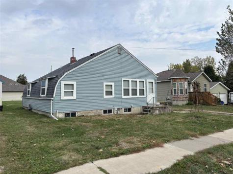 420 W Zeller Street North Liberty IA 52317