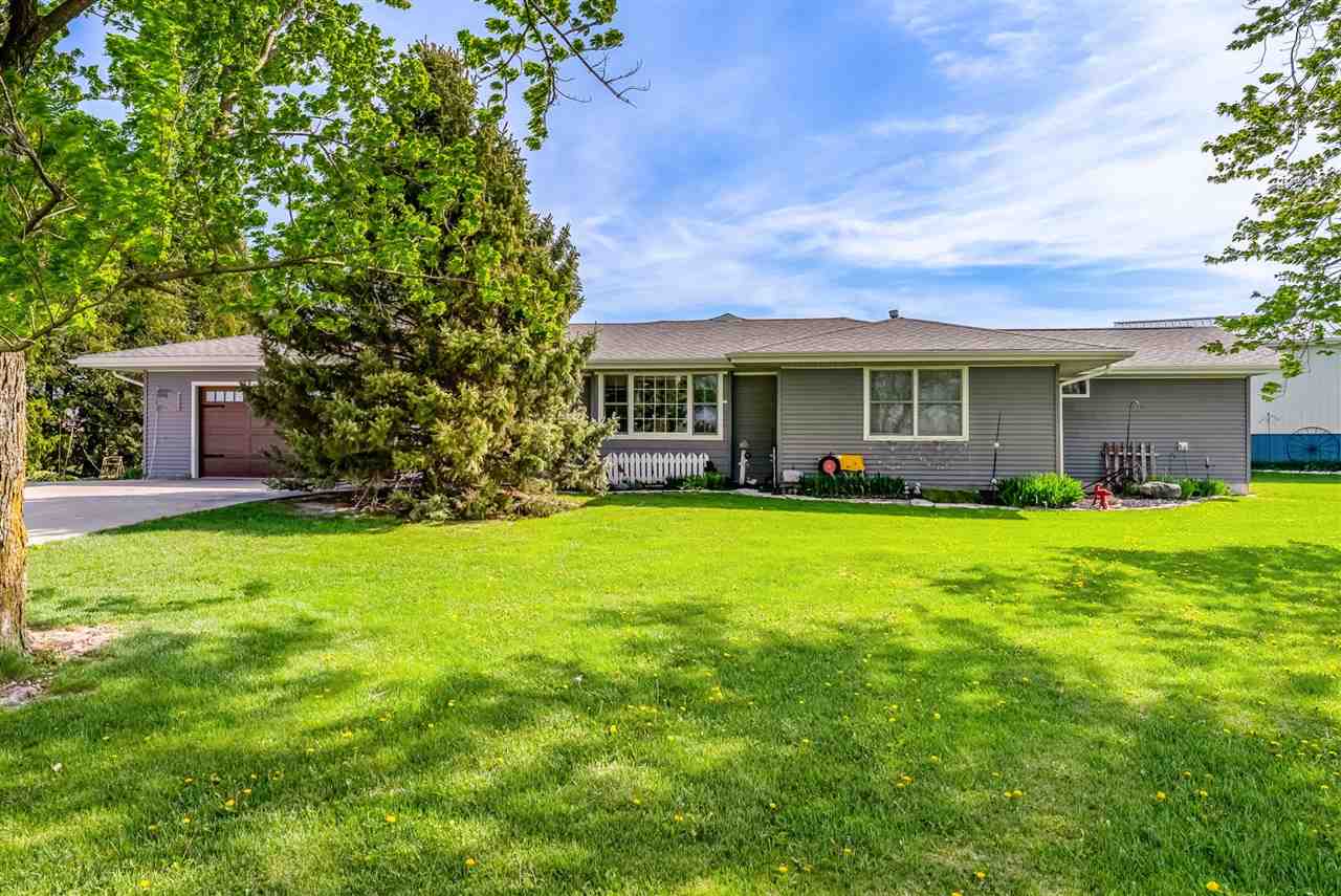 2390 Spruce Avenue Washington IA 52353