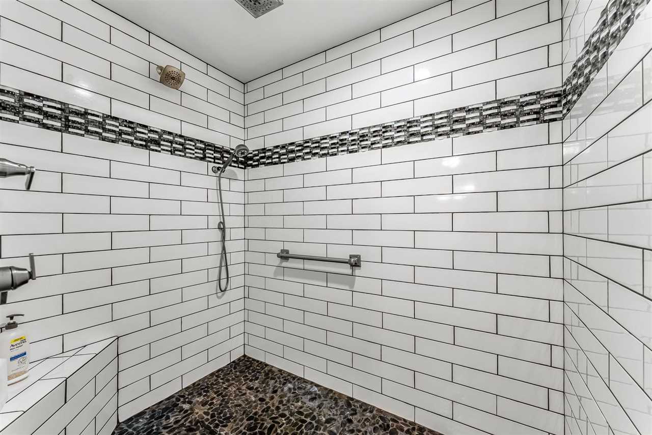 2390 Spruce Avenue Washington IA 52353