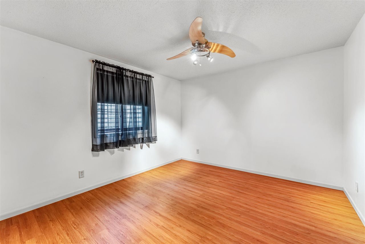 2390 Spruce Avenue Washington IA 52353