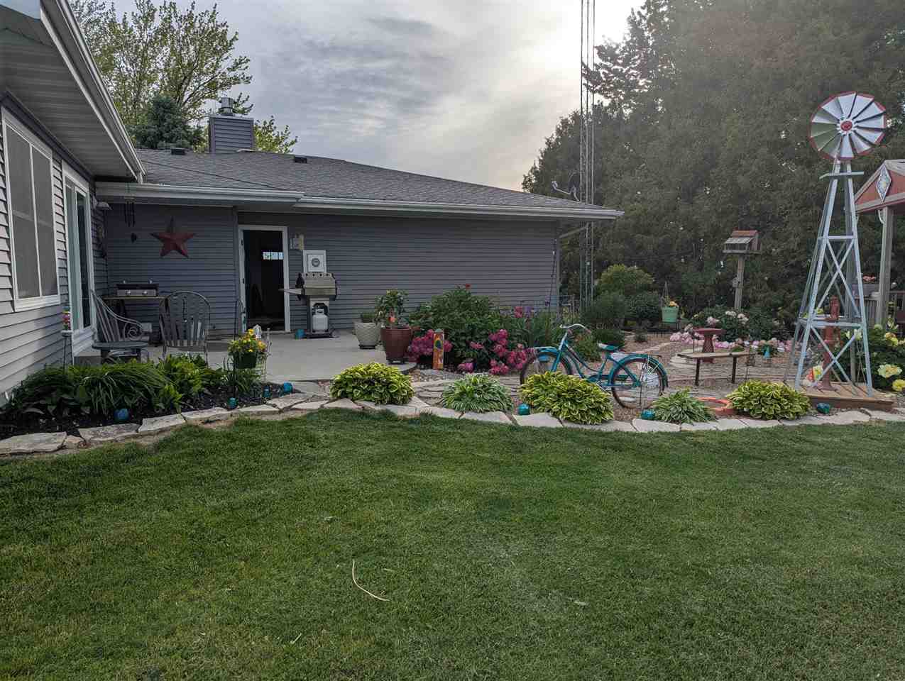 2390 Spruce Avenue Washington IA 52353