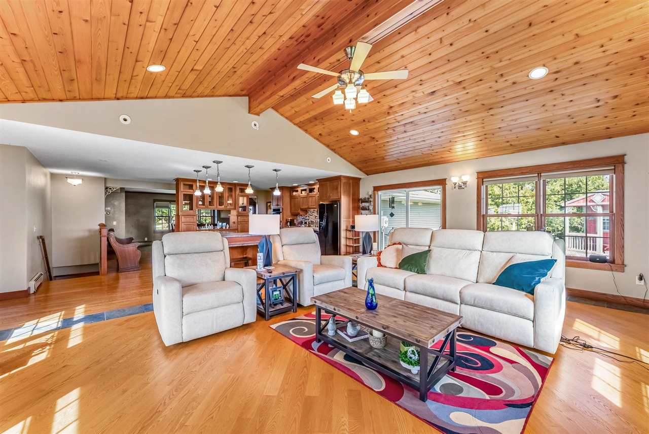 2390 Spruce Avenue Washington IA 52353