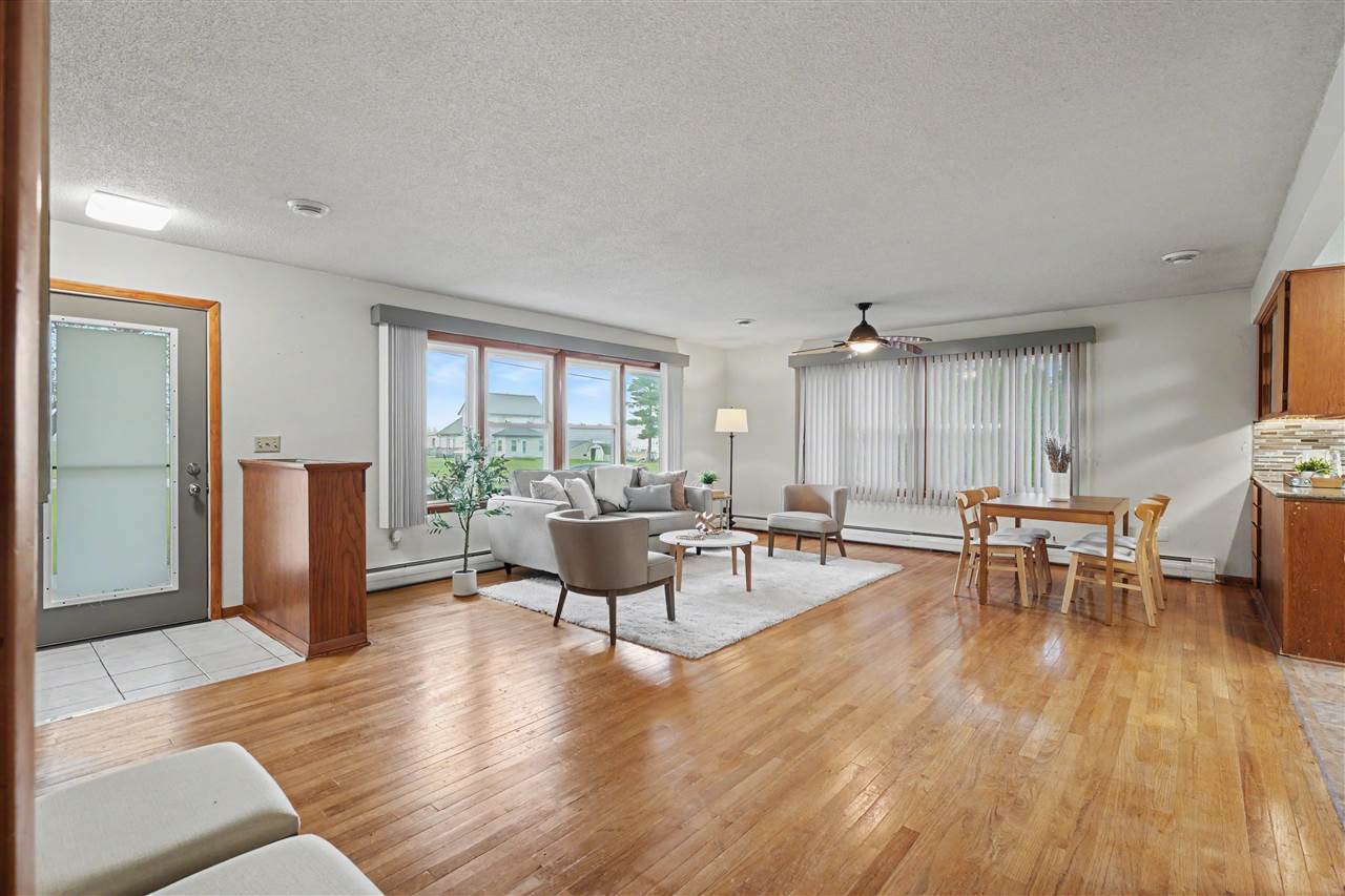 703 E State Williamsburg IA 52361