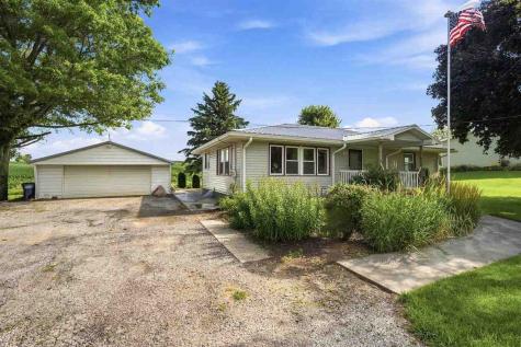 703 E State Williamsburg IA 52361