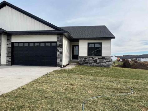 102 Kinsey Street North Liberty IA 52317