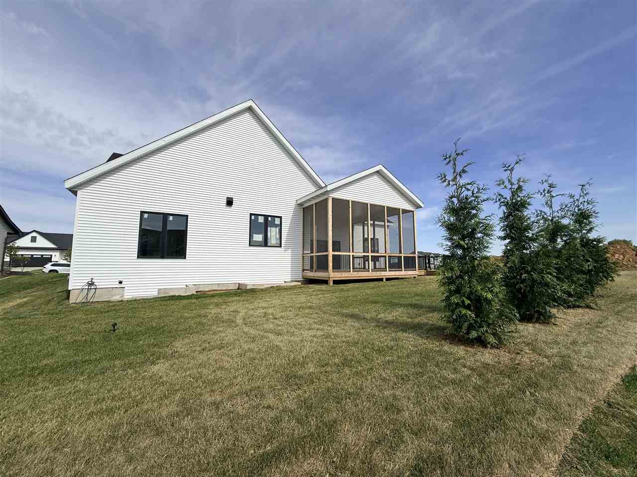 1403 Green Oak Pass Tiffin IA 52340