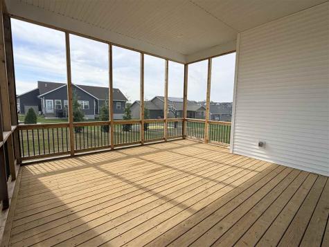 1403 Green Oak Pass Tiffin IA 52340