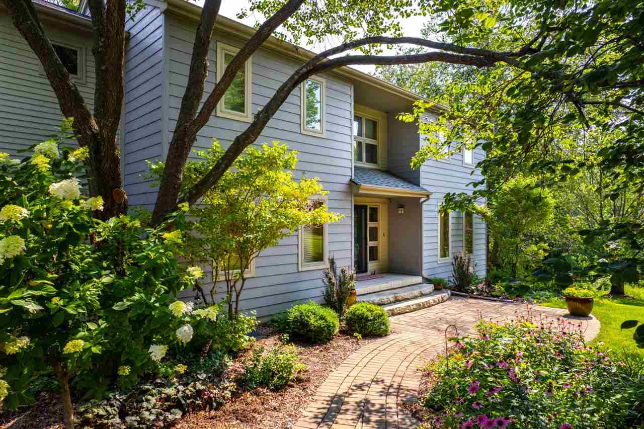 17 Briar Ridge Drive NE Iowa City IA 52240