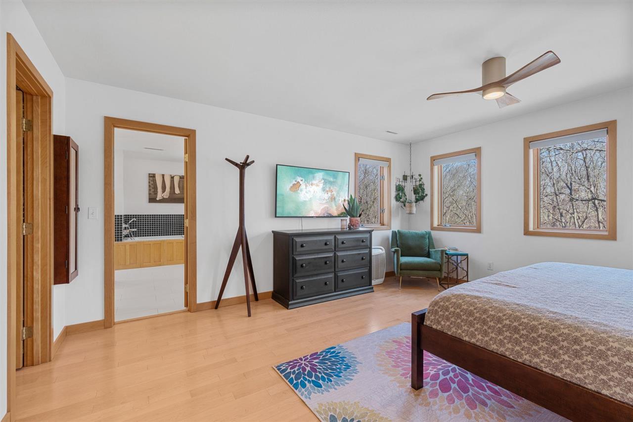 17 Briar Ridge Drive Iowa City IA 52240