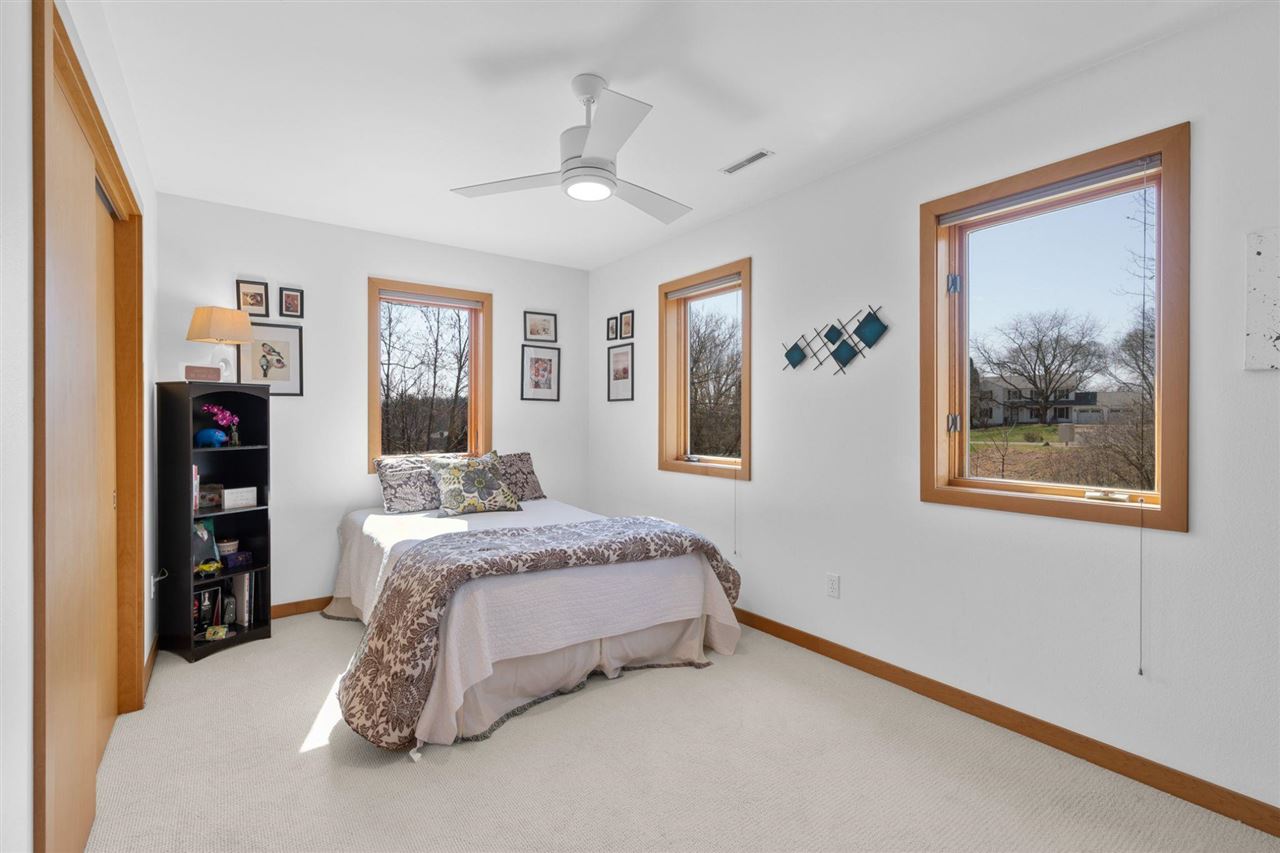 17 Briar Ridge Drive Iowa City IA 52240