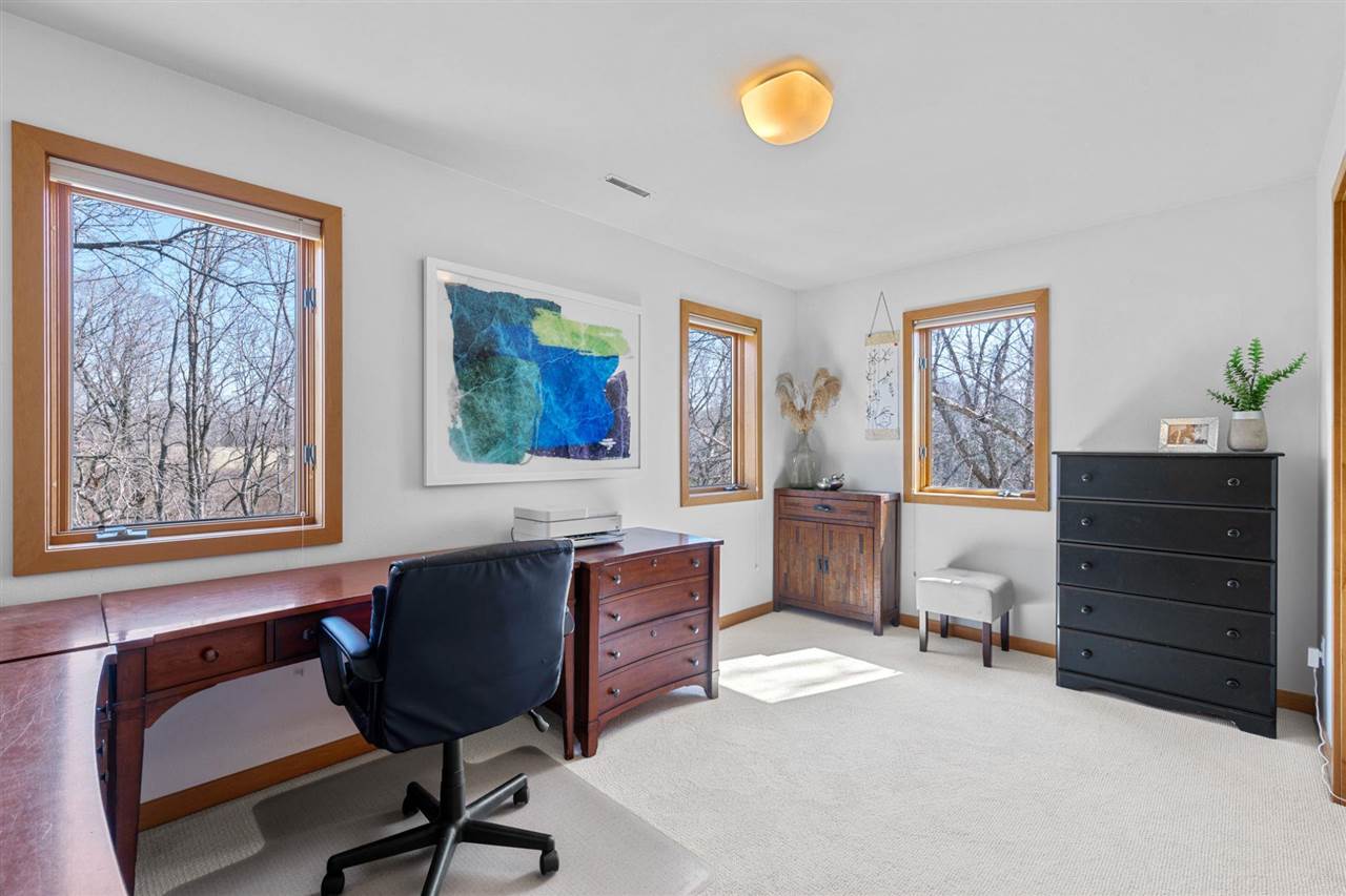 17 Briar Ridge Drive Iowa City IA 52240