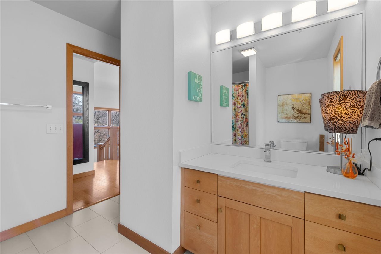 17 Briar Ridge Drive Iowa City IA 52240