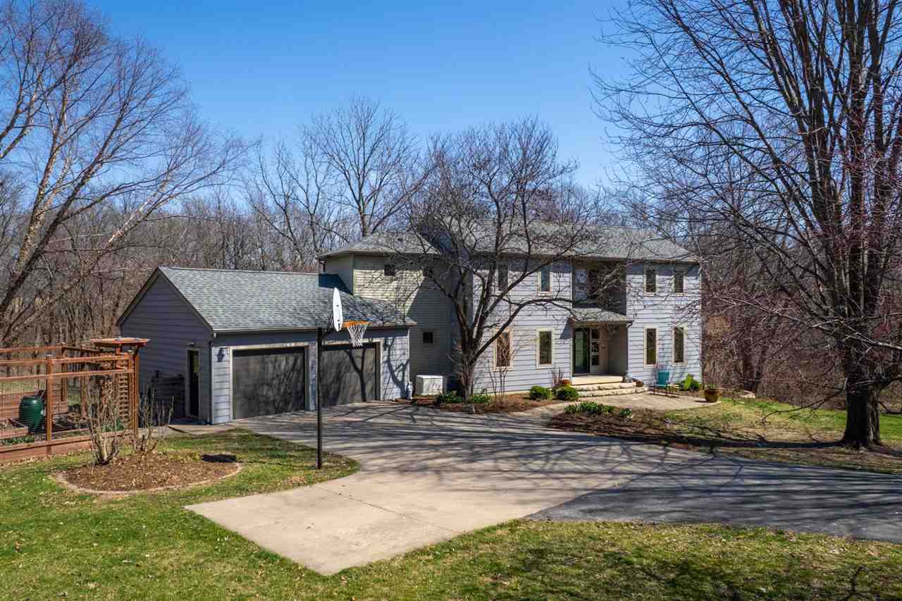 17 Briar Ridge Drive Iowa City IA 52240