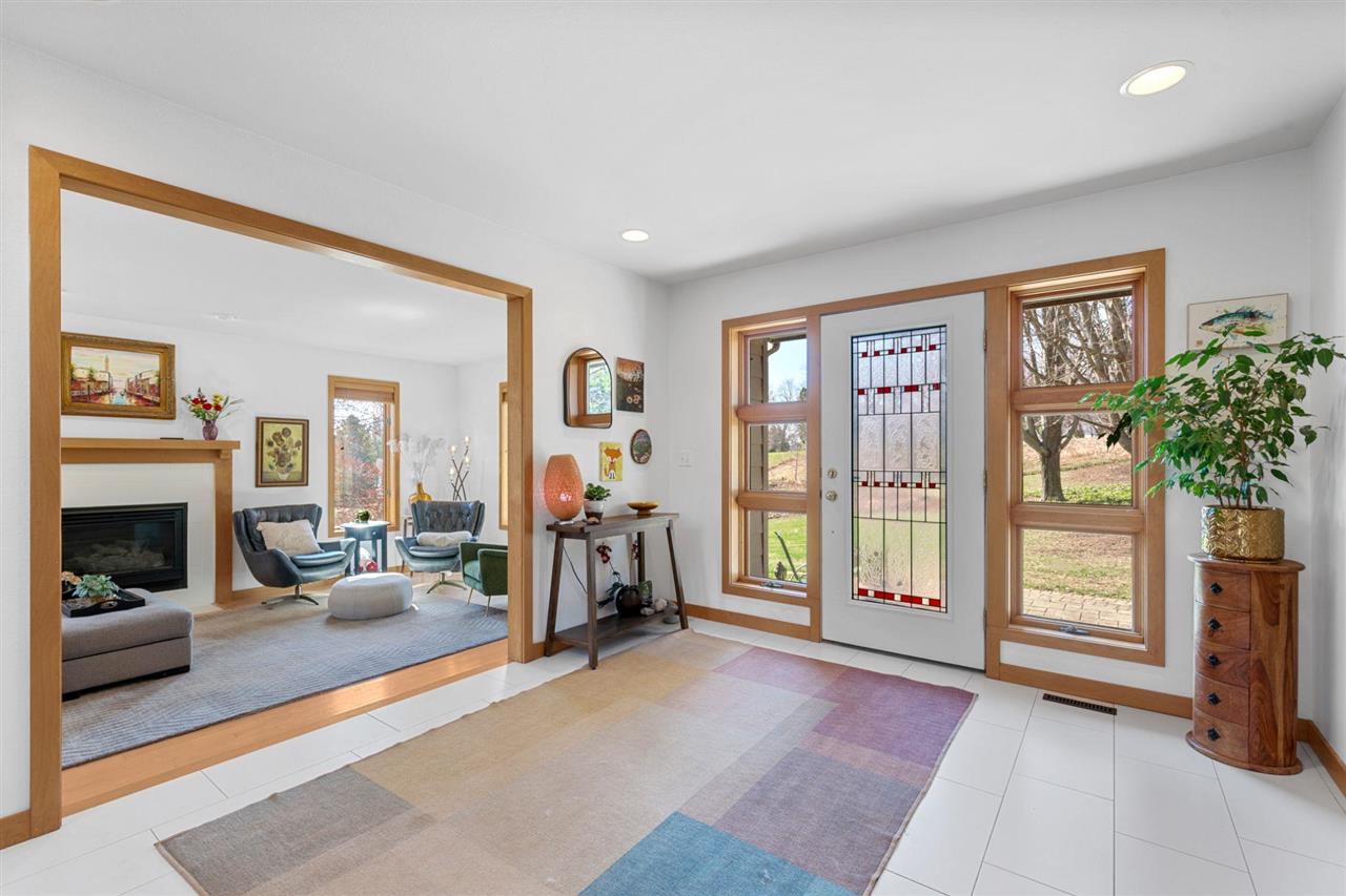 17 Briar Ridge Drive Iowa City IA 52240