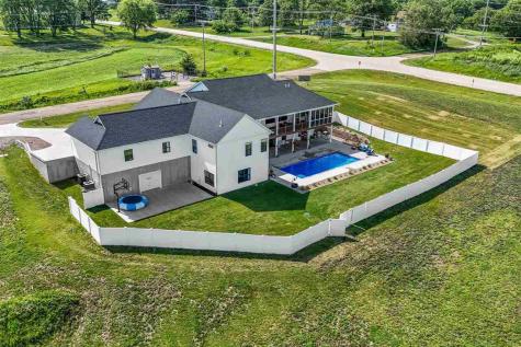 1904 Charles Avenue West Branch IA 52358