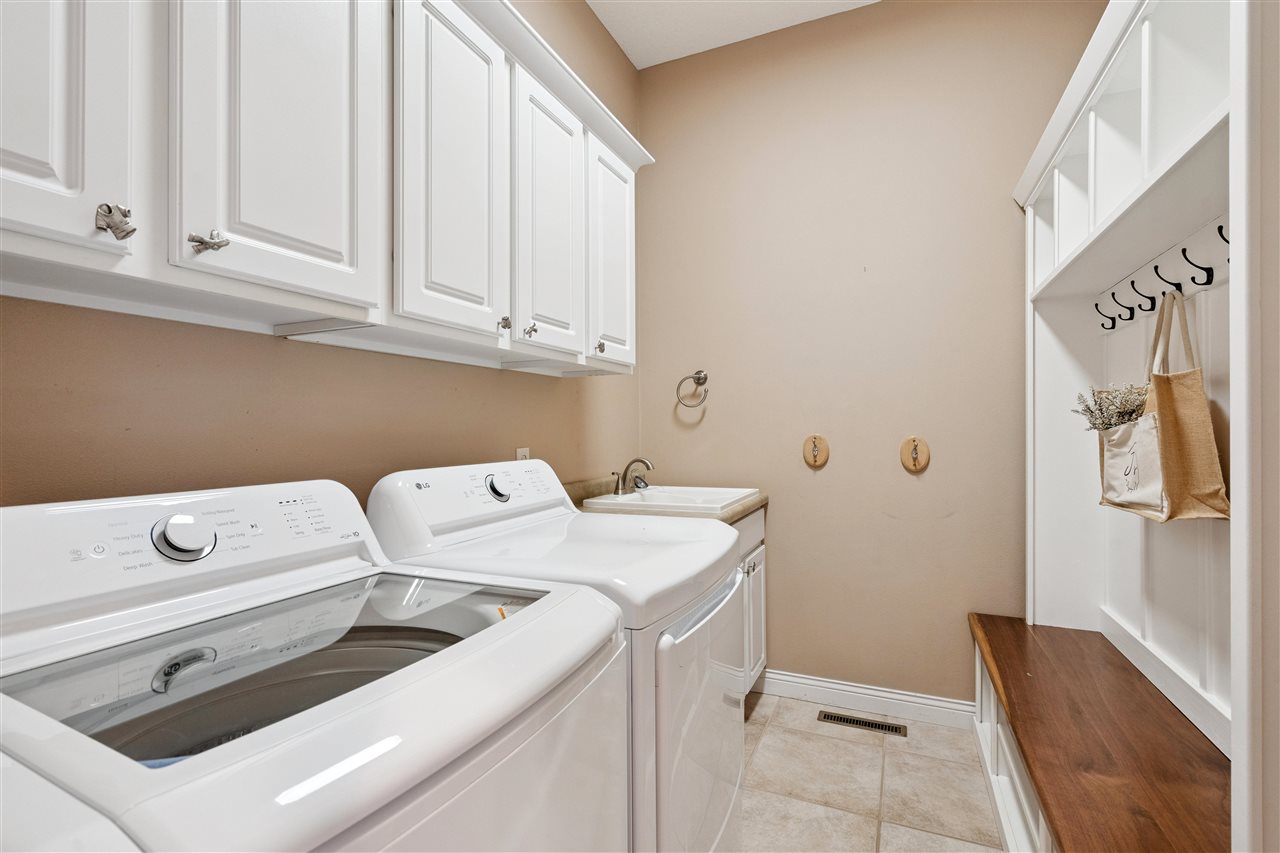 705 Willow Court Solon IA 52333