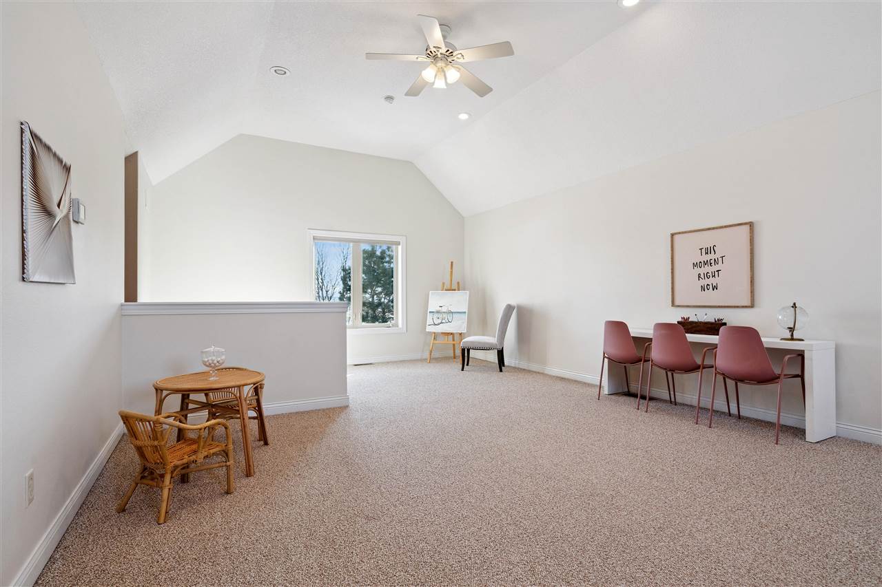 705 Willow Court Solon IA 52333