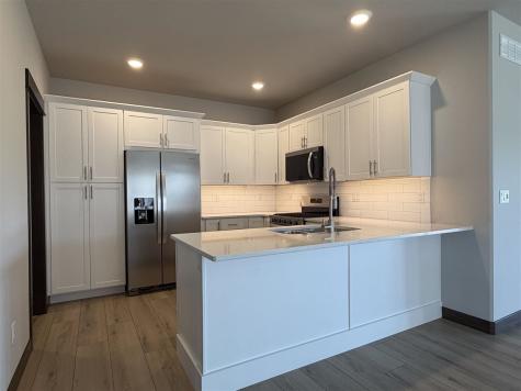 1212 Berkshire Lane North Liberty IA 52317