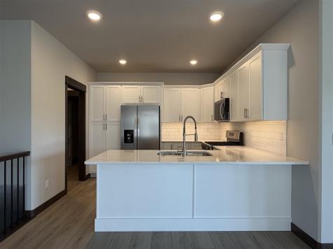 1212 Berkshire Lane North Liberty IA 52317